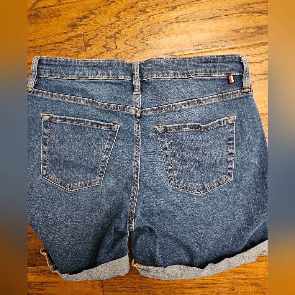 Tommy Hilfiger denim shorts - Picture 3 of 3